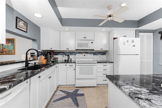 Building Photo - 511 Pine Hollow Cir