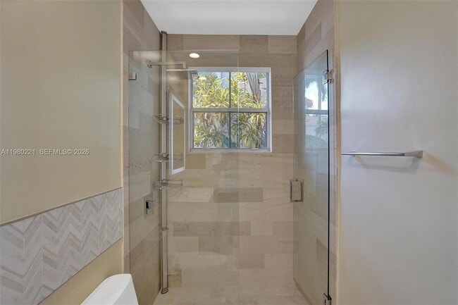 Building Photo - 1529 Shoreline Way