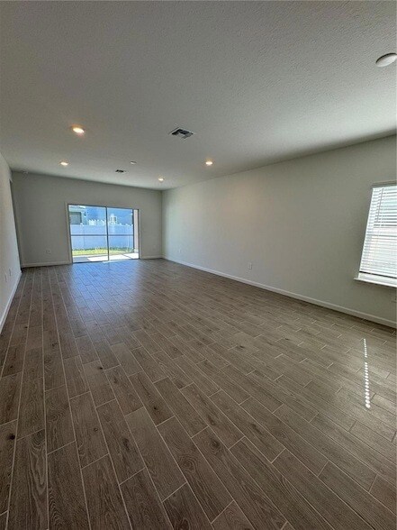 Building Photo - 6626 SW 89th Ln
