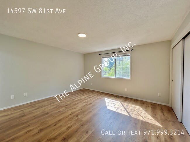 Building Photo - 14597 SW 81st Ave