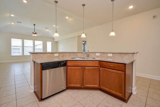 Building Photo - 4927 Lattimore Creek Dr