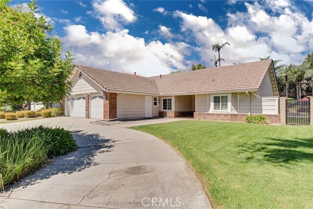 Building Photo - 2123 Golden Hills Rd