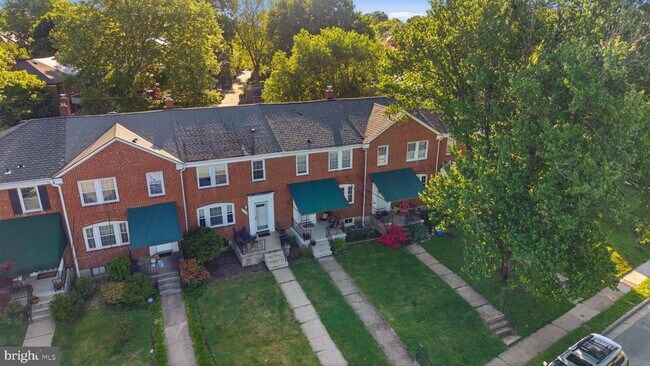 Building Photo - 6467 Blenheim Rd