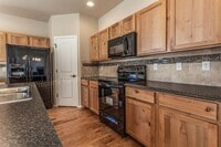 Building Photo - 570 Lapis Pl