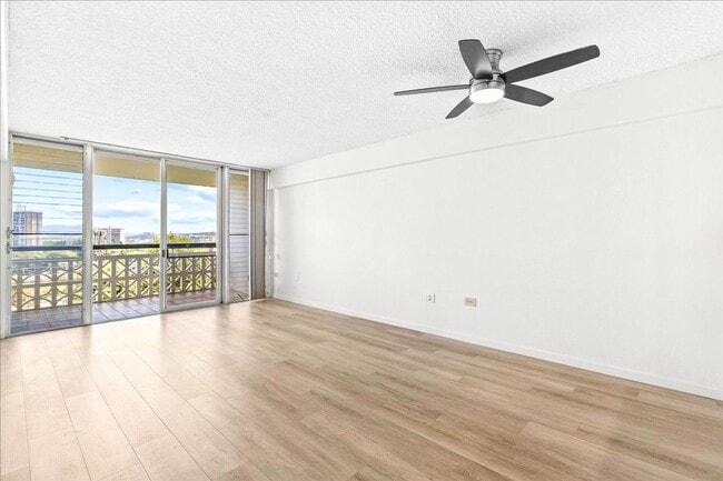 Building Photo - Newly renovated one bedroom condo with lov...