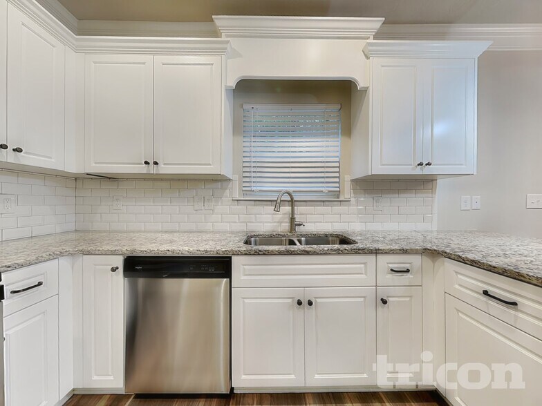 Building Photo - 124 Swinton Pond Rd