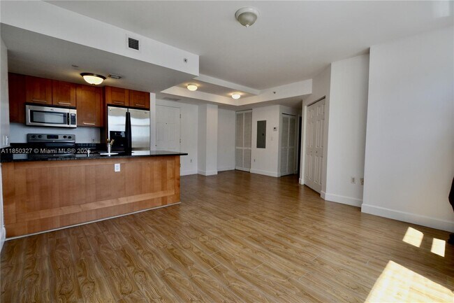 Building Photo - 4100 Salzedo St