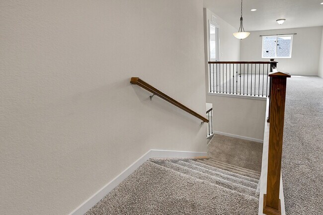Building Photo - $2,650 - 3 Bed, 2.5 Bath Home in Co Spring...