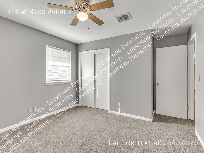 Building Photo - 316 W Bass Ave