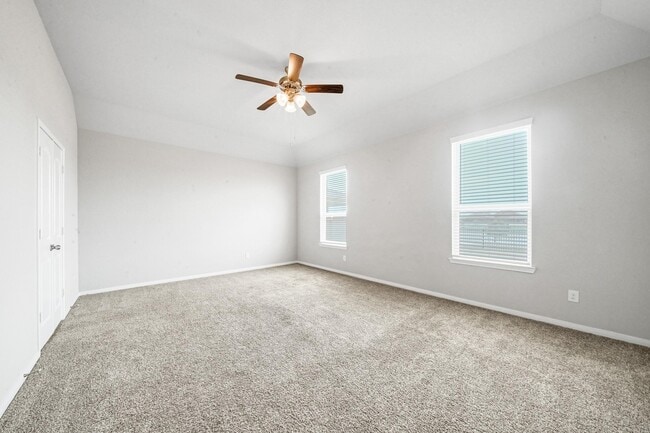 Building Photo - 4911 Bella Danielle Ct