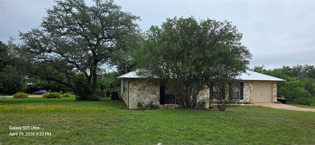 Building Photo - 500 Wanta Hide A Way Dr