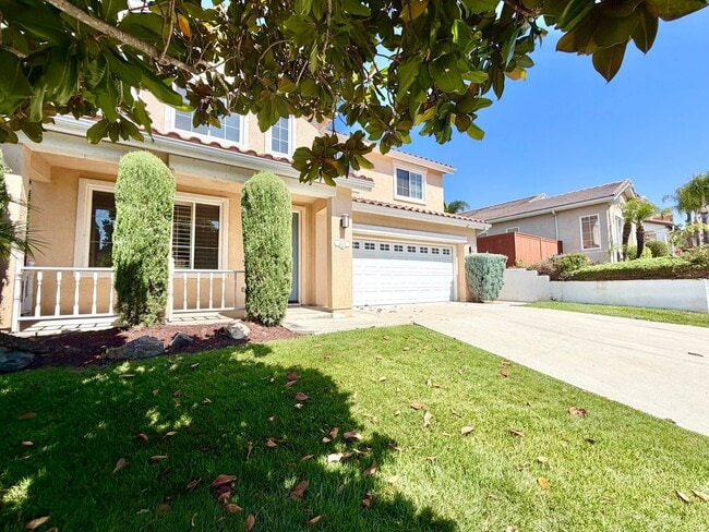 Building Photo - Spacious Temeku Hills 4 Bedroom Home Next to Golf Course with Beautiful Fairway Views
