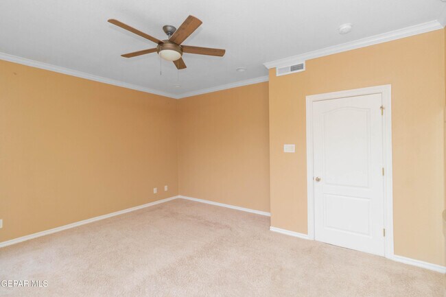 Building Photo - 4744 Excalibur Dr