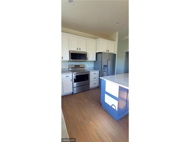 Building Photo - 1229-1231 Wisteria Ln