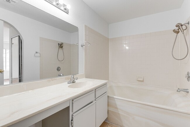 Building Photo - GUARD GATED 2 BEDROOM CONDO! * COMING SOON *