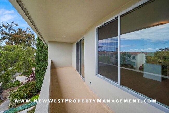 Building Photo - Renovated Banker's Hill 2 Bedroom at Laure...
