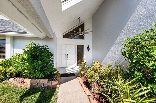 Primary Photo - 1416 SE 11th Pl