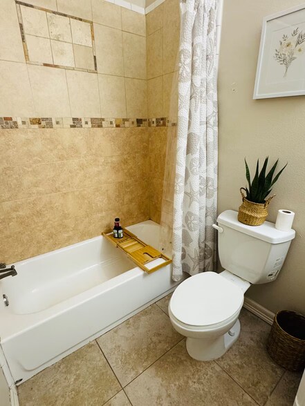 Bathroom - 2304 Llano Mediano Ln