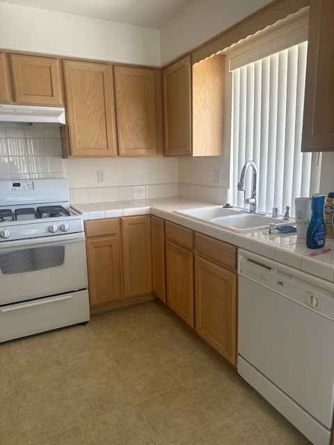 Building Photo - 4912 S Rinaldi Cir