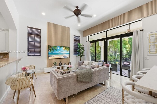 Building Photo - 9564 Exbury Ct