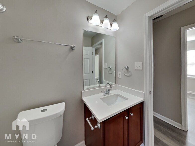 Building Photo - 1506 Cairo Way