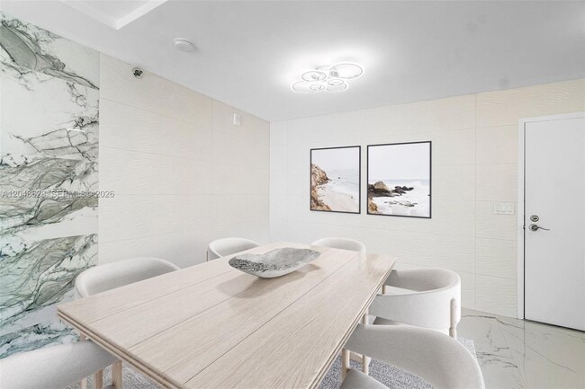 Building Photo - 4505 S Ocean Blvd