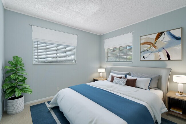 Building Photo - 148 Yacht Club Dr