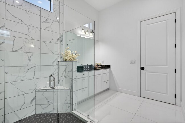 Building Photo - 10195 SW Latium Wy