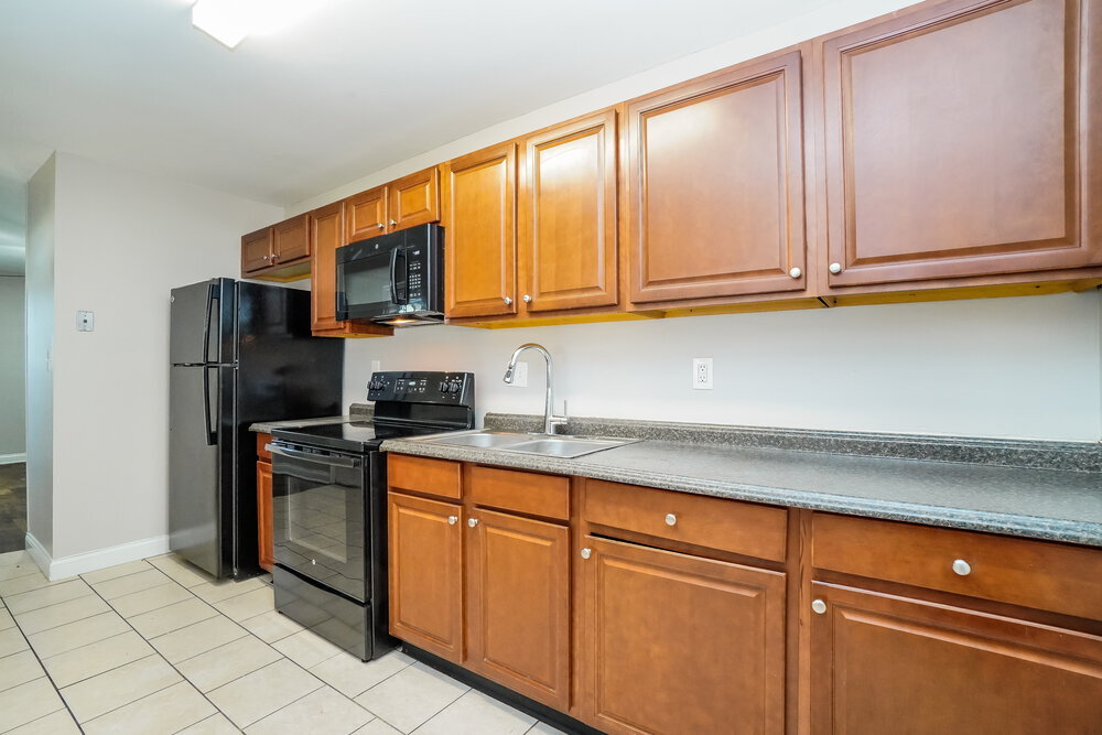 Building Photo - 1261 Grovewood Dr