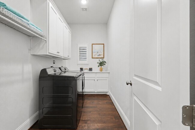 Building Photo - 111 N Bimini Twist Cir