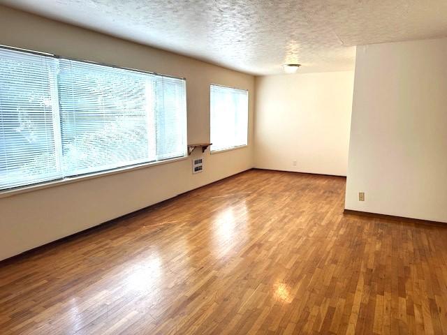 Building Photo - 2 bedroom in Seattle WA 98103