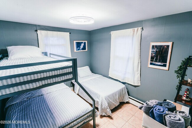 Building Photo - 13 Decatur Ave