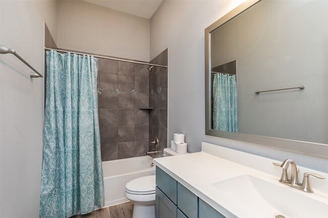 Building Photo - 18506 Gunda Heights Dr