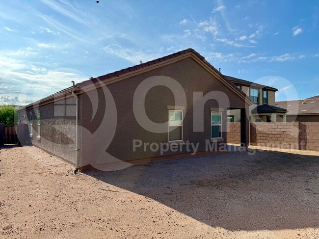Building Photo - 10305 N Arroyo Lupine Way