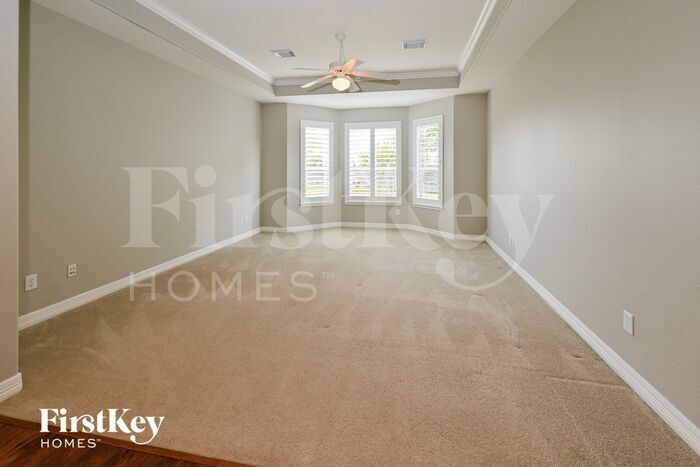 Building Photo - 17714 Meadow Crossing Ln