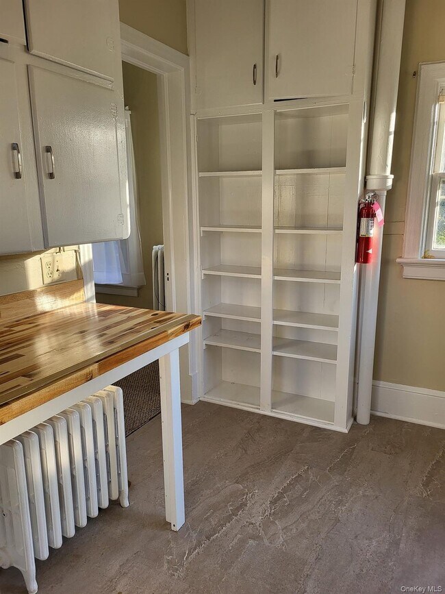 Building Photo - 32 Oakland Ave