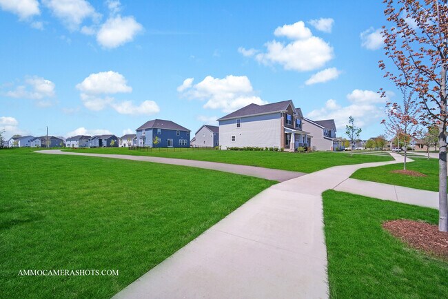 Building Photo - 12504 S Cherry Blossom Blvd