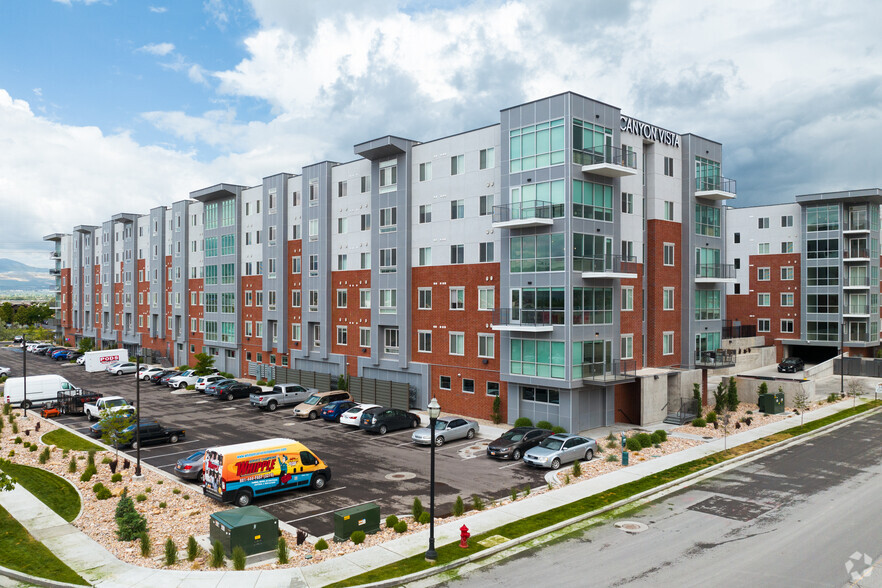 Building Photo - Canyon Vista Apartments