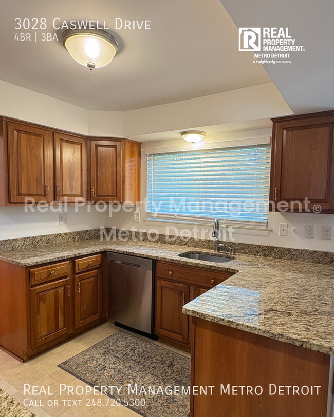 Building Photo - 3028 Caswell Dr