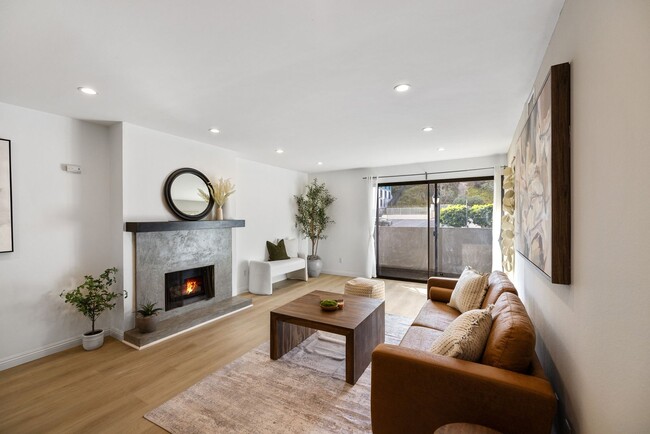 Primary Photo - Stunning 2-bedroom, 2-bathroom condo in th...
