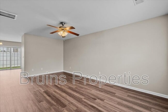 Building Photo - 3884 Hickswood Creek Dr