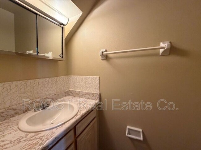 Building Photo - 6881-6887 Emerald Ave