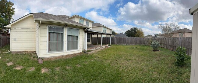 Building Photo - 18403 Willow Moss Dr