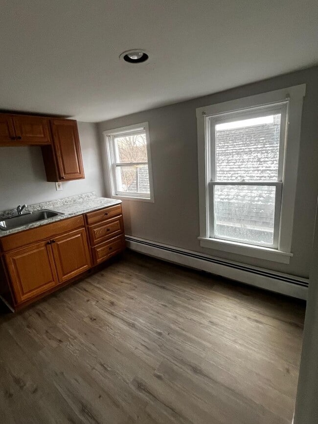 Building Photo - 58 Main Ave