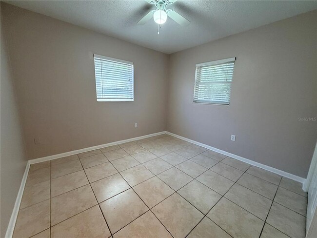 Building Photo - 5529 Magnolia Way