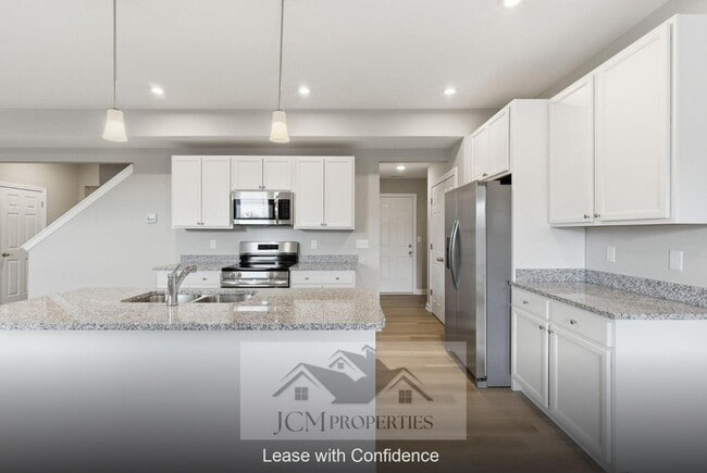 Building Photo - 113 Lambert Fld