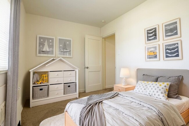 Building Photo - Wallworth Park Apartments