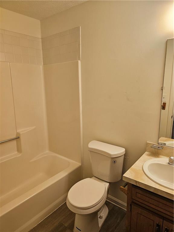 Building Photo - 2460 Washington St