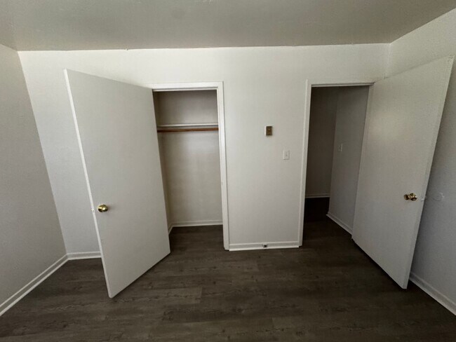 Building Photo - 2 bedroom with 1 Bath and Enclosed Carport Home in Cleveland County, NC