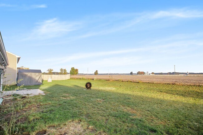 Building Photo - Newer Home for Lease Richland Schools - Available October 21st